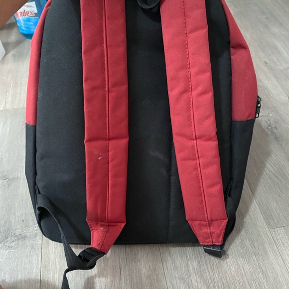 Harry Potter Gryffindor BackPack - Picture 3 of 5